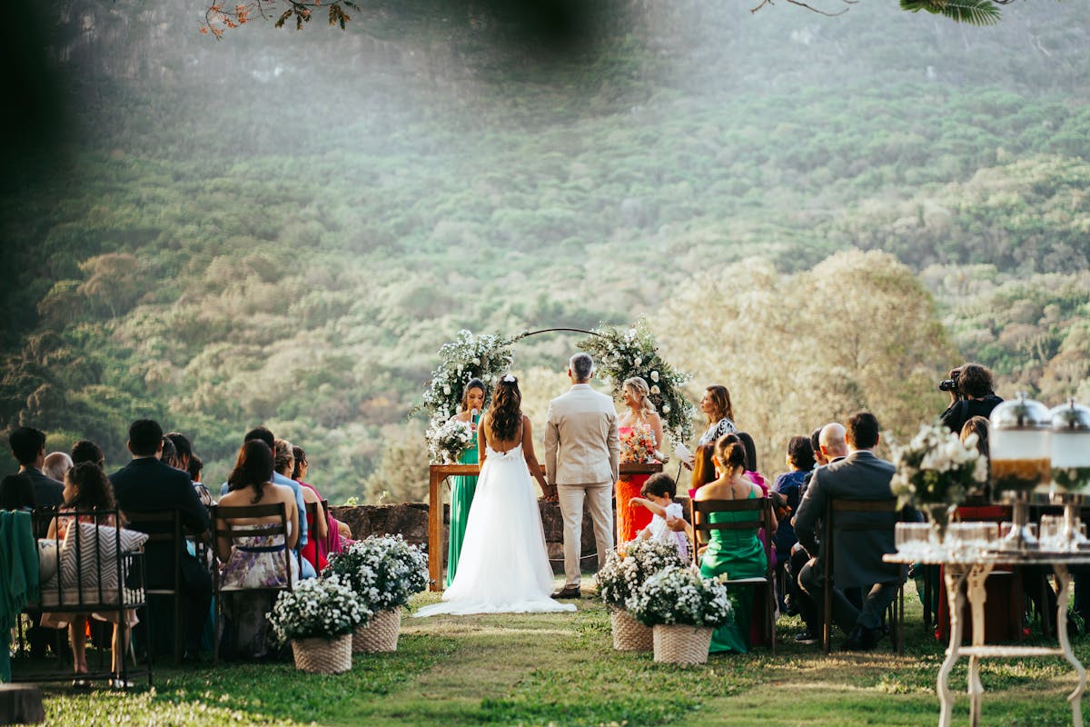 From-Vows-to-Views-Capturing-the-Wedding-Experience