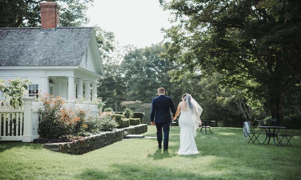 how_to_choose_a_connecticut_wedding_photographer_11988_featured