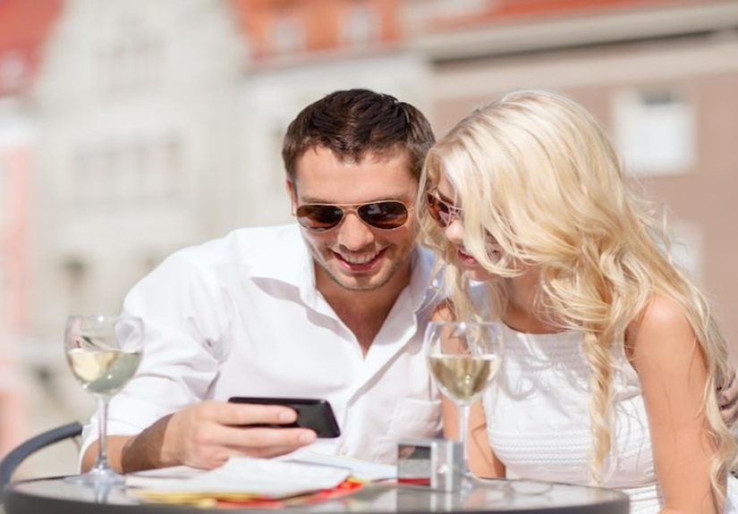 from_chat_to_commitment_choosing_the_right_dating_32482904_featured